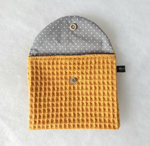 Kit pour routine beauté nid d'abeille jaune (lingettes - pochette à savon - bandeau) / Kit bien-être / cadeau fête des mères