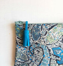 Charger l'image dans la galerie, Petite pochette Porte monnaie en tissu Liberty Bourton / Trousse Liberty of London