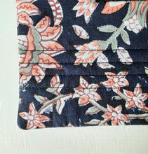 Charger l&#39;image dans la galerie, Pochette matelassée en tissu coton indien Block Print / trousse tissu indien
