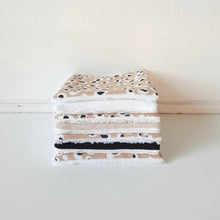 Charger l&#39;image dans la galerie, Lingettes démaquillantes lavables Léopard avec pochette réutilisable / cotons lavables