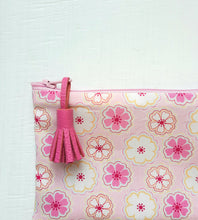 Charger l&#39;image dans la galerie, Petite pochette Porte monnaie en tissu Liberty Toria rose / Trousse Liberty of London