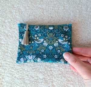 Petite pochette Porte monnaie en tissu Liberty Strawberry Thief / Trousse Liberty of London