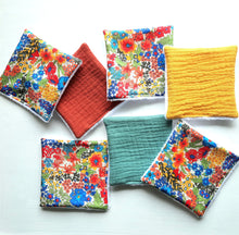 Charger l&#39;image dans la galerie, Lingettes démaquillantes lavables en Liberty Annie Margaret / Lot de cotons lavables / Coton démaquillant à l&#39;eau