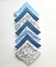 Charger l&#39;image dans la galerie, Lingettes démaquillantes lavables en Liberty Théo / Lot de cotons lavables / Coton démaquillant à l&#39;eau