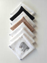 Charger l&#39;image dans la galerie, Lingettes démaquillantes lavables en tissu Ours / coton réutilisable en éponge de bambou